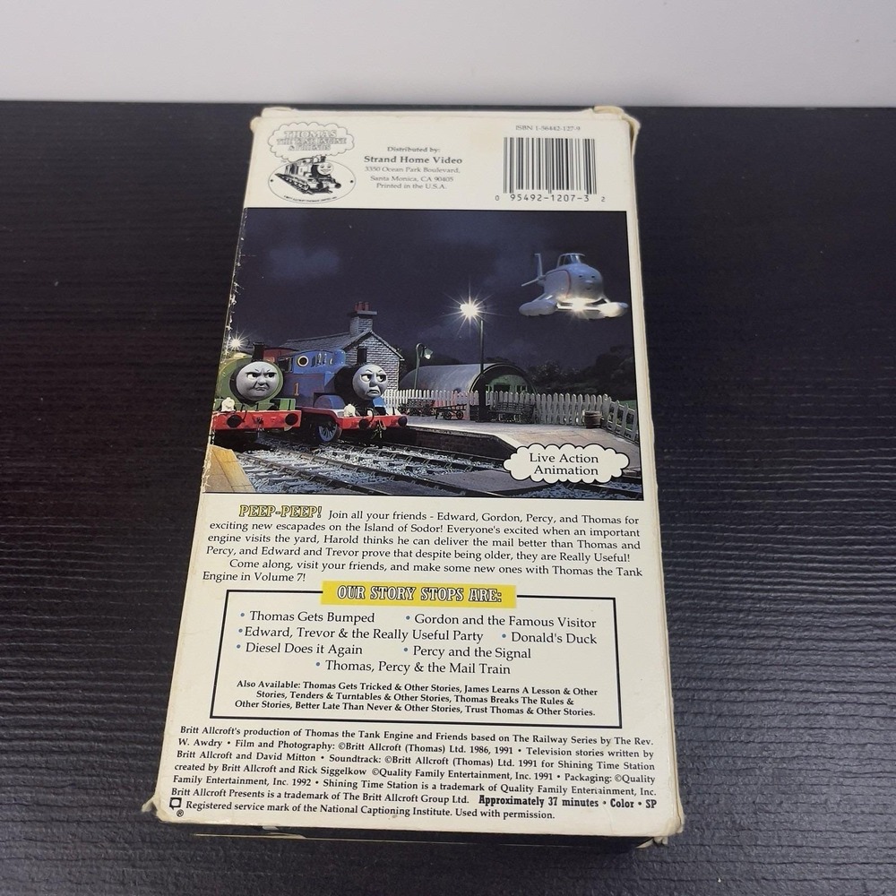 Thomas The Tank Engine & Friends Thomas Gets Bumped VHS Tape 1992 Train Cartoon - Picture 2 of 5